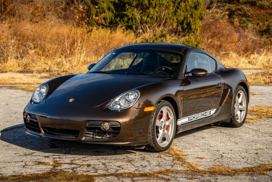 2008 Porsche 987 Cayman sold for $34,750
