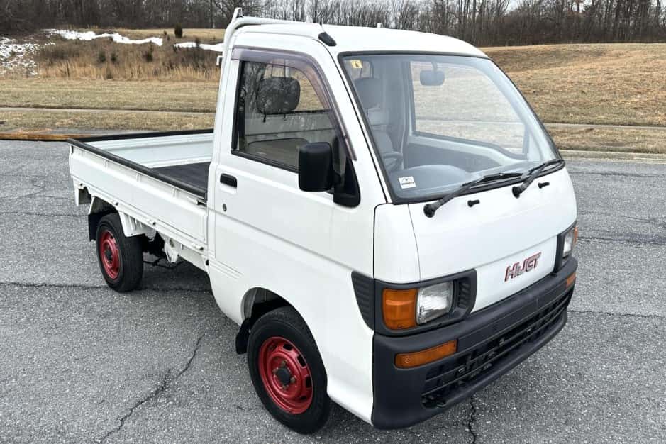 1995 Daihatsu Hijet sold for $5,000
