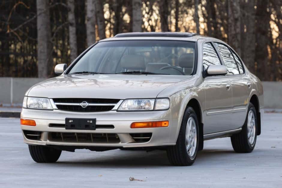 1999 Nissan Maxima sold for $10,750