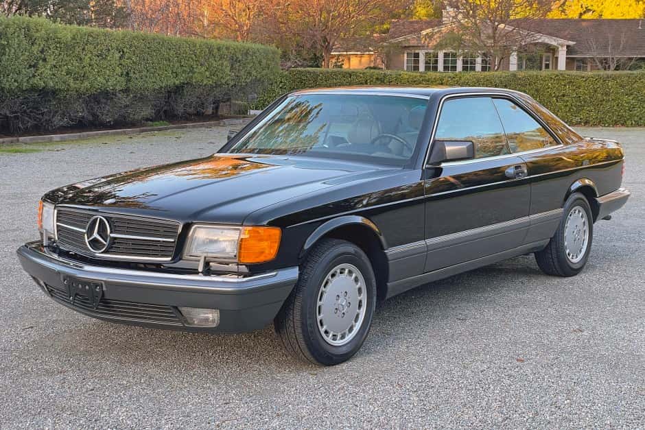 1990 Mercedes-Benz C126 sold for $45,750