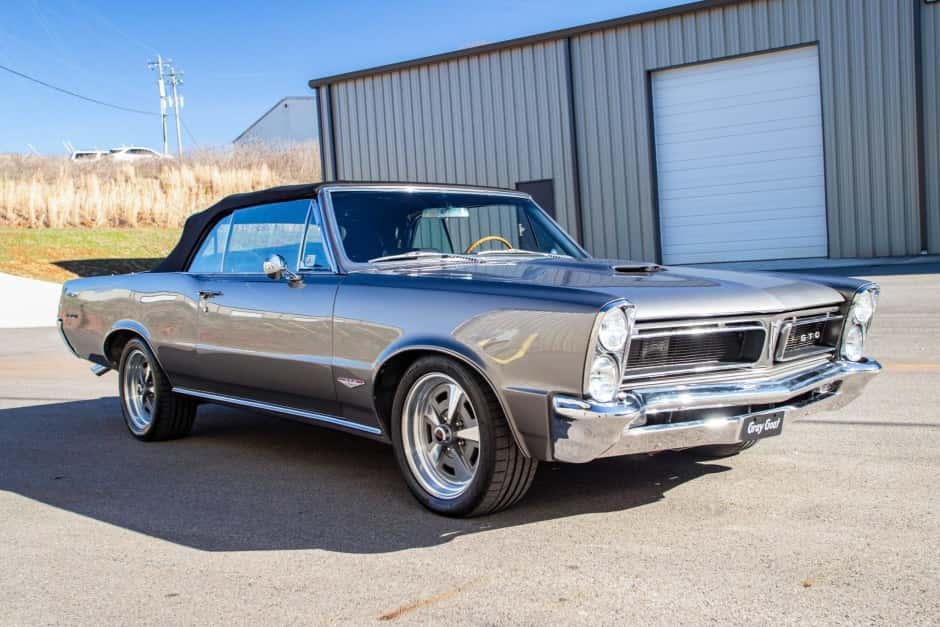 1965 Pontiac Tempest / LeMans sold for $52,000