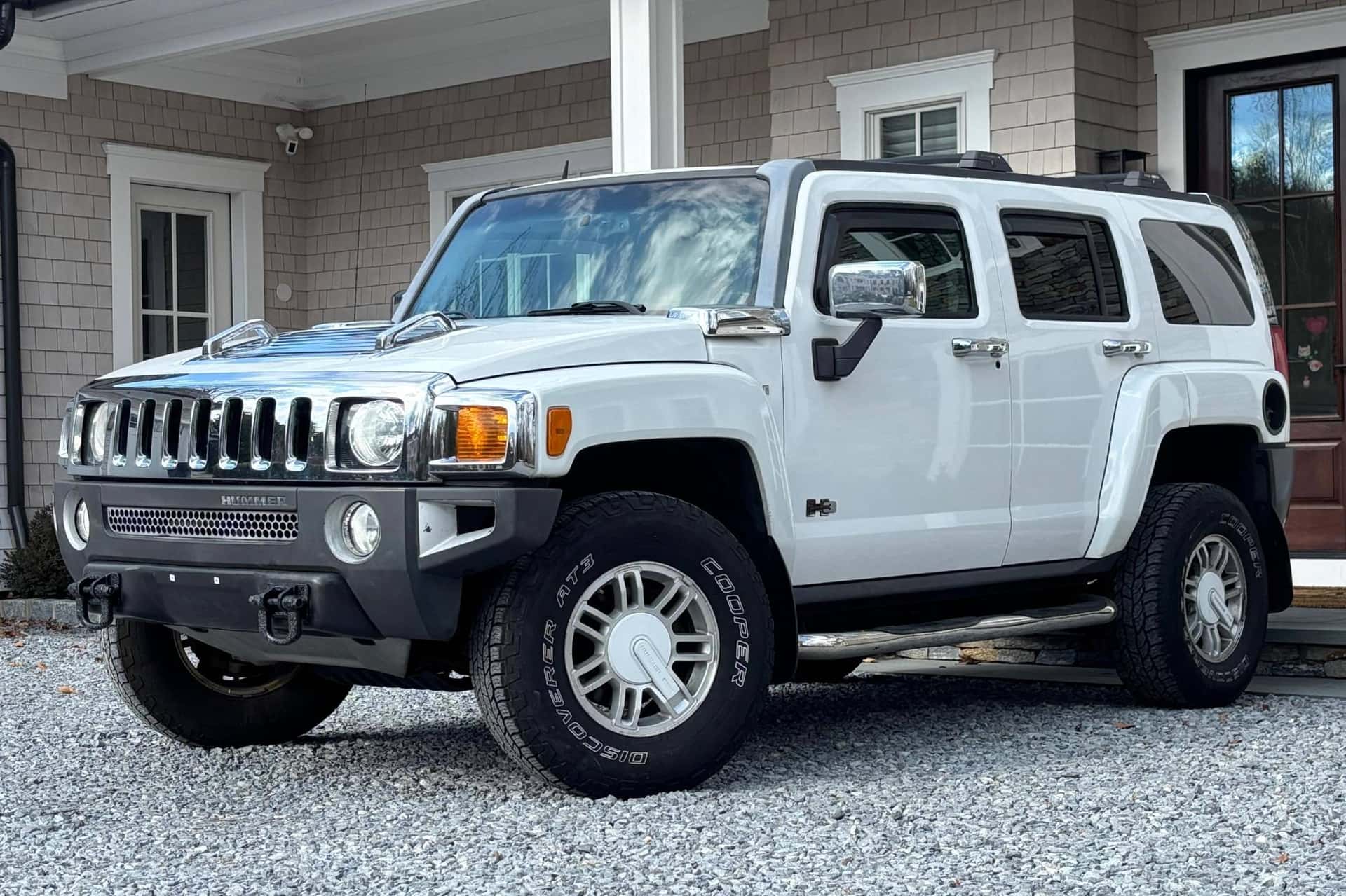 2007 Hummer H3 sold for $7,700