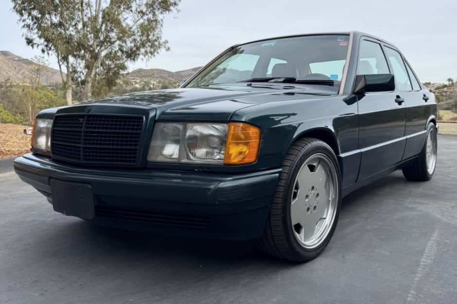 1993 Mercedes-Benz W201 190 sold for $9,500