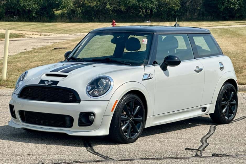 2011 Mini R56 Cooper, Cooper S, and John Cooper Works sold for $9,700