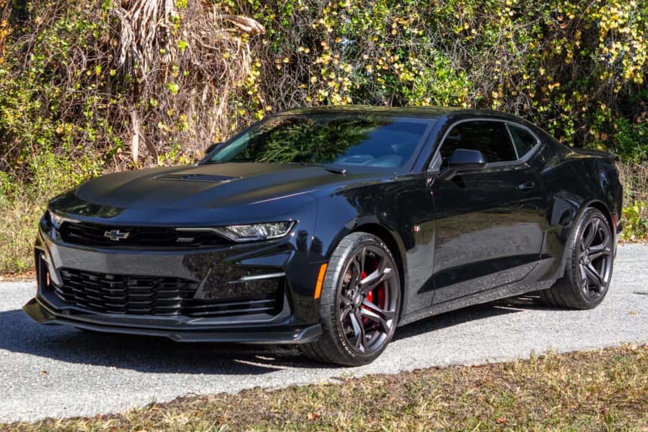 2021 Chevrolet Camaro 6th Generation 2016-2024 sold for $44,500