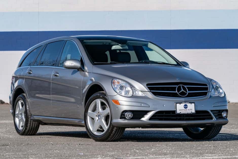 2010 Mercedes-Benz W251 R-Class sold for $12,500