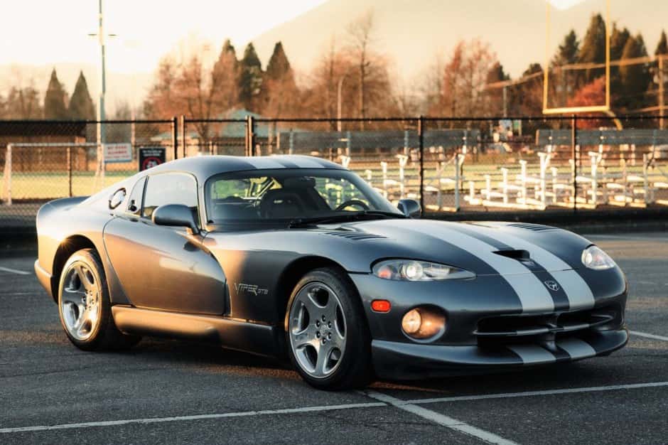 2000 Dodge Viper SR II (1996-2002) sold for $58,500
