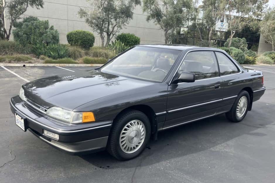 1989 Acura Legend sold for $13,250