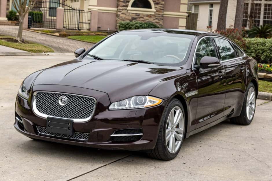 2013 Jaguar X351 XJ (2010-2019) sold for $15,500