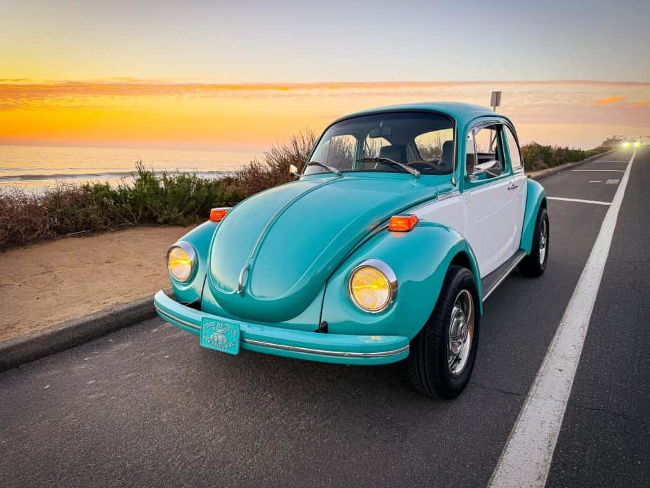 1973 Volkswagen Super Beetle sold for $13,000