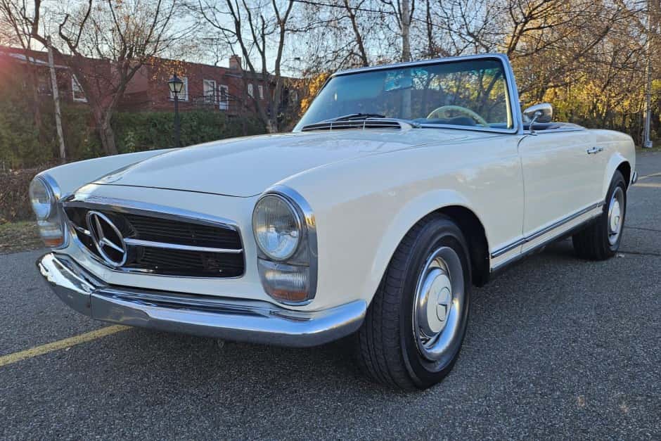 1965 Mercedes-Benz W113 SL sold for $42,000