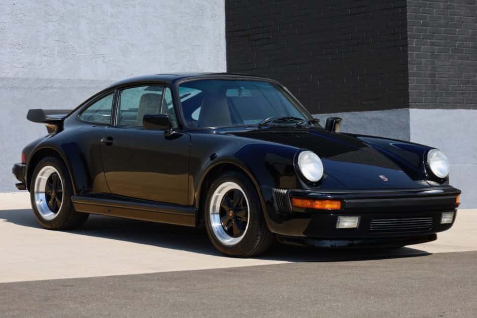 1987 Porsche 930 Turbo sold for $152,911