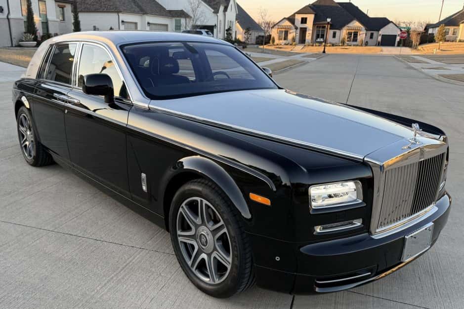 2017 Rolls-Royce Phantom VII & VIII sold for $183,500