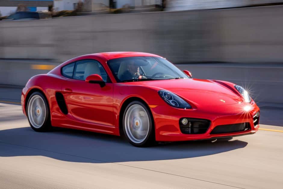 2015 Porsche 981 Cayman sold for $48,250