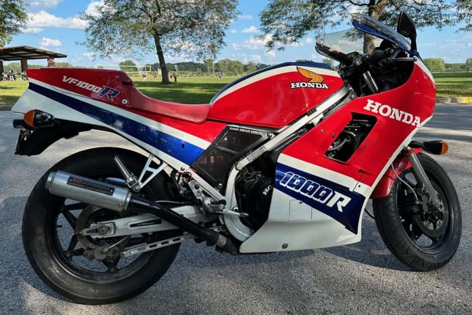 1985 Honda VF & VFR sold for $9,600
