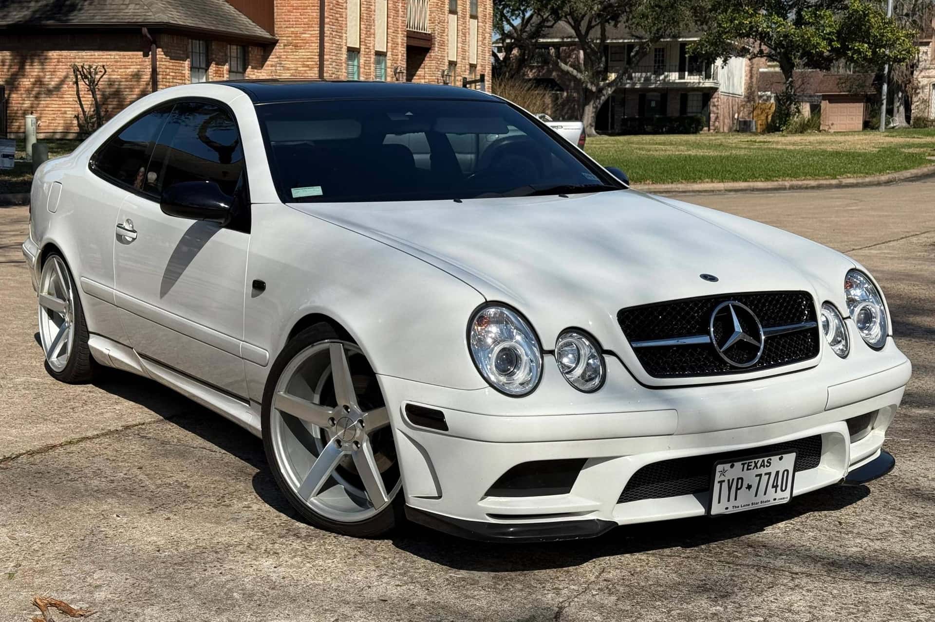1998 Mercedes-Benz CLK-Class sold for $5,200