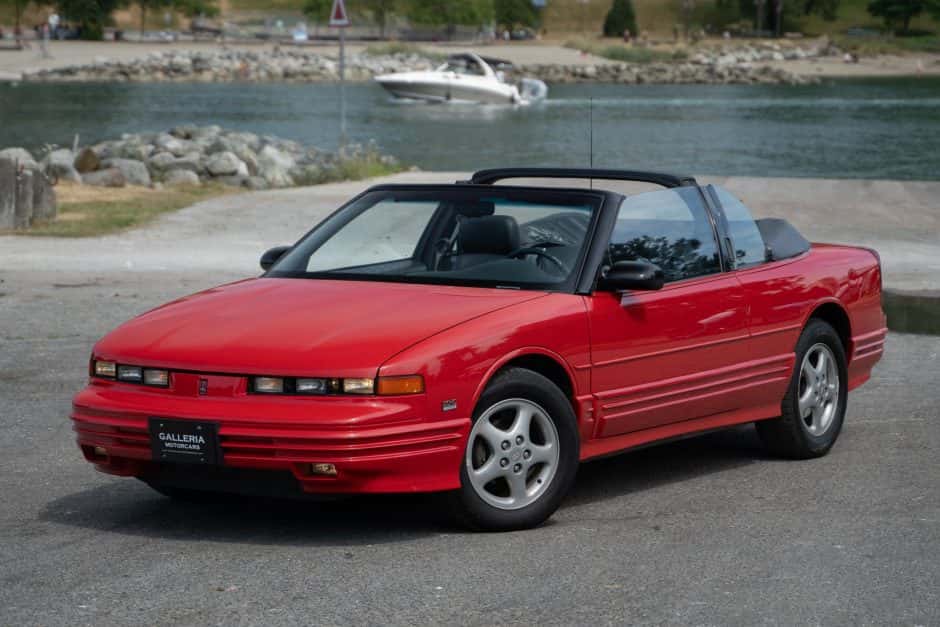 1995 Oldsmobile Cutlass sold for $8,900