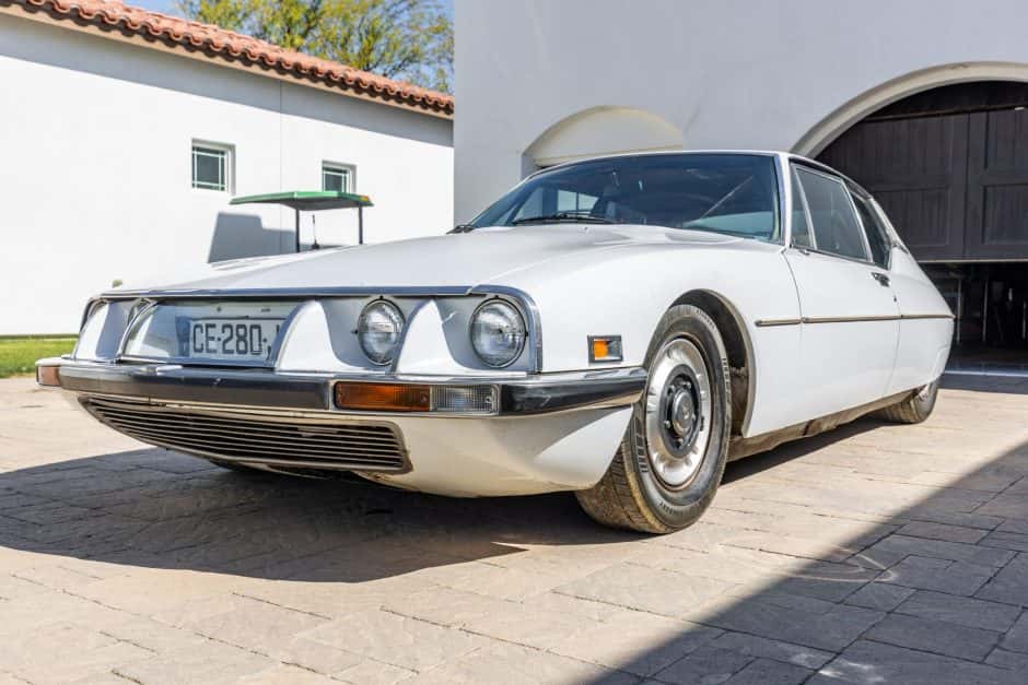 1973 Citroen SM sold for $11,751