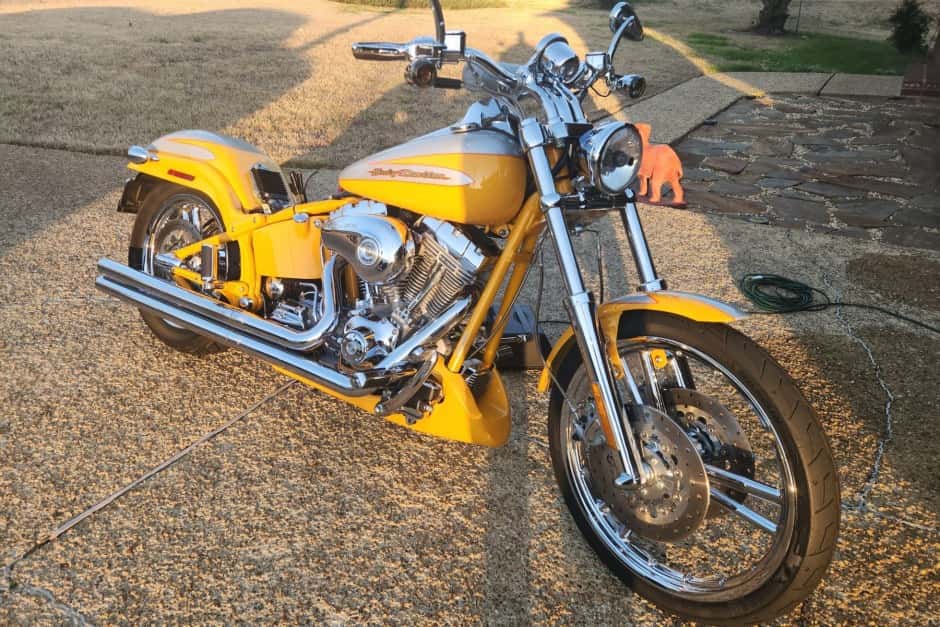 2004 Harley-Davidson Softail sold for $7,100