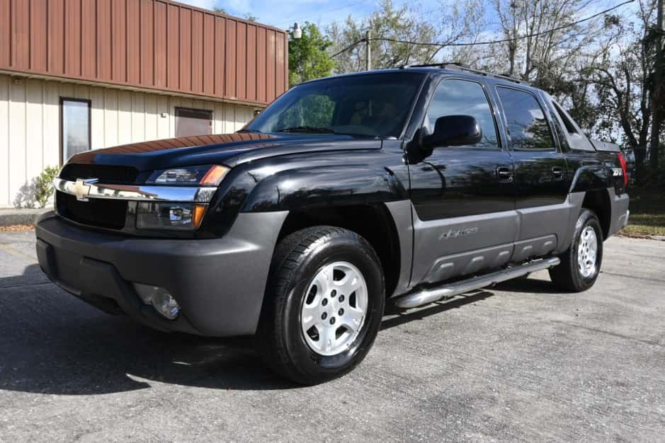 2004 Chevrolet Avalanche sold for $16,000