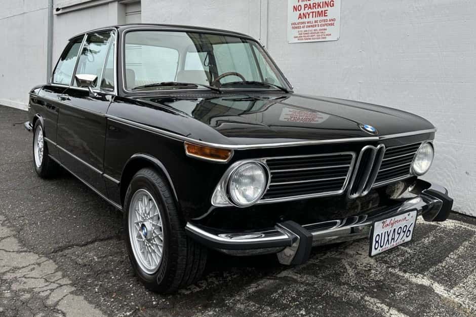 1973 BMW 2002tii sold for $70,002