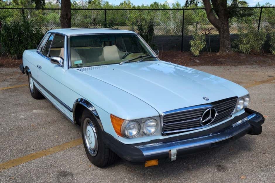 1974 Mercedes-Benz C107 SLC sold for $3,900