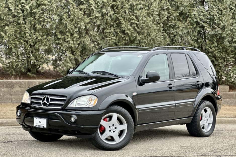2001 Mercedes-Benz M-Class & GLE-Class sold for $11,055