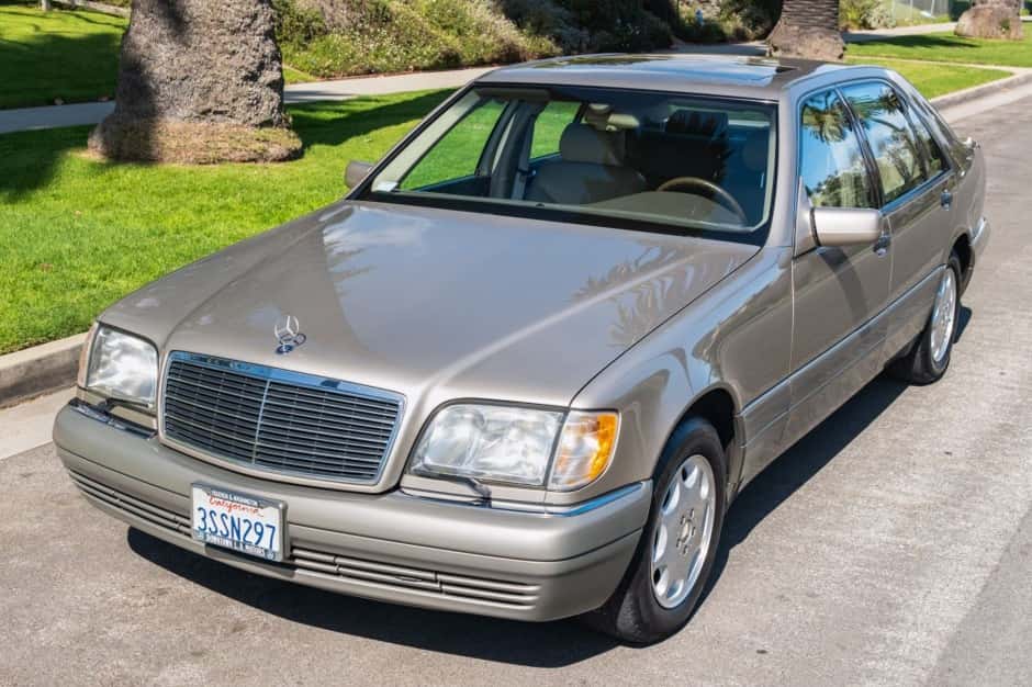 1996 Mercedes-Benz W140 S-Class sold for $17,758