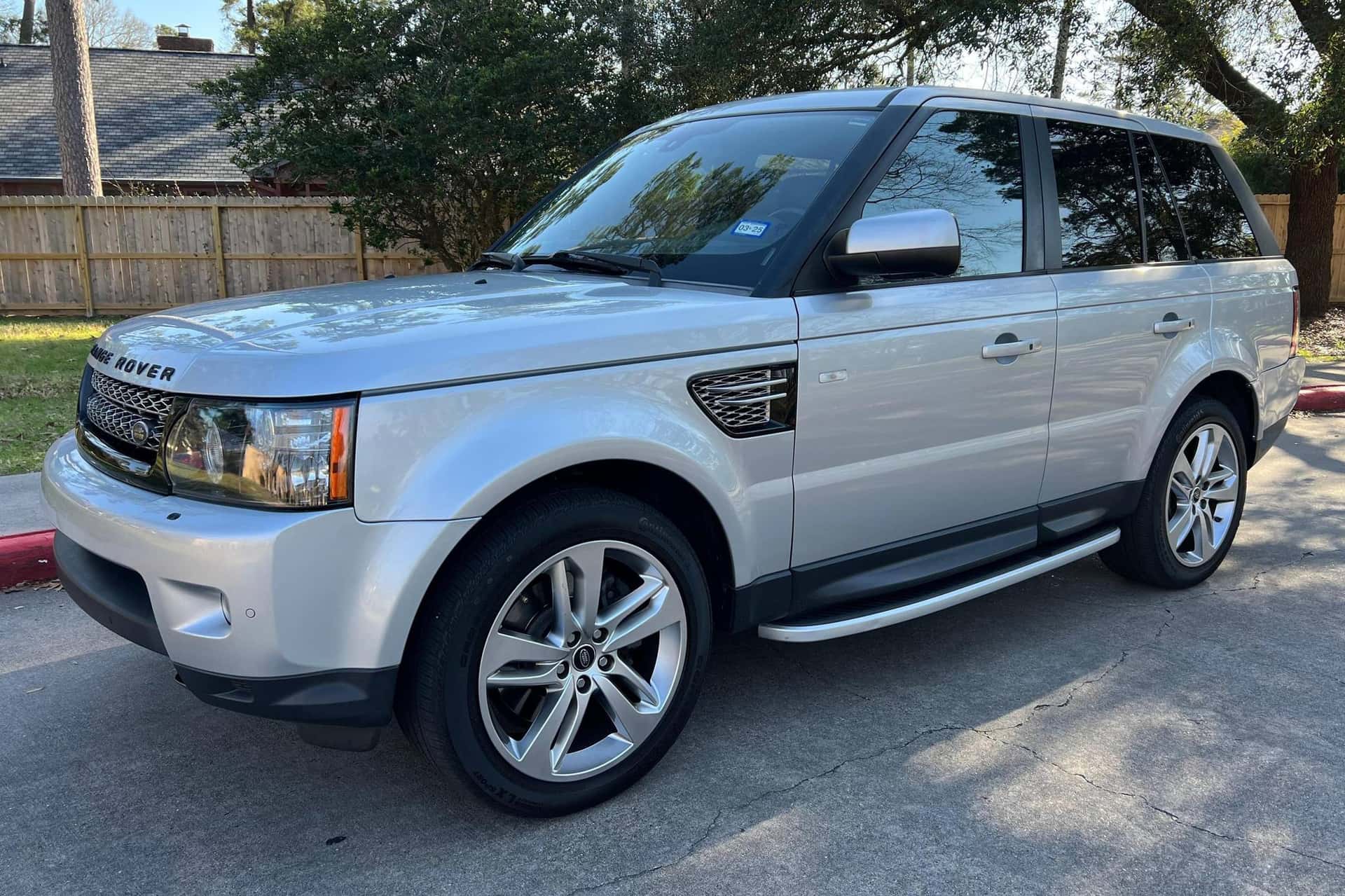 2013 Land Rover Range Rover Sport sold for $13,100