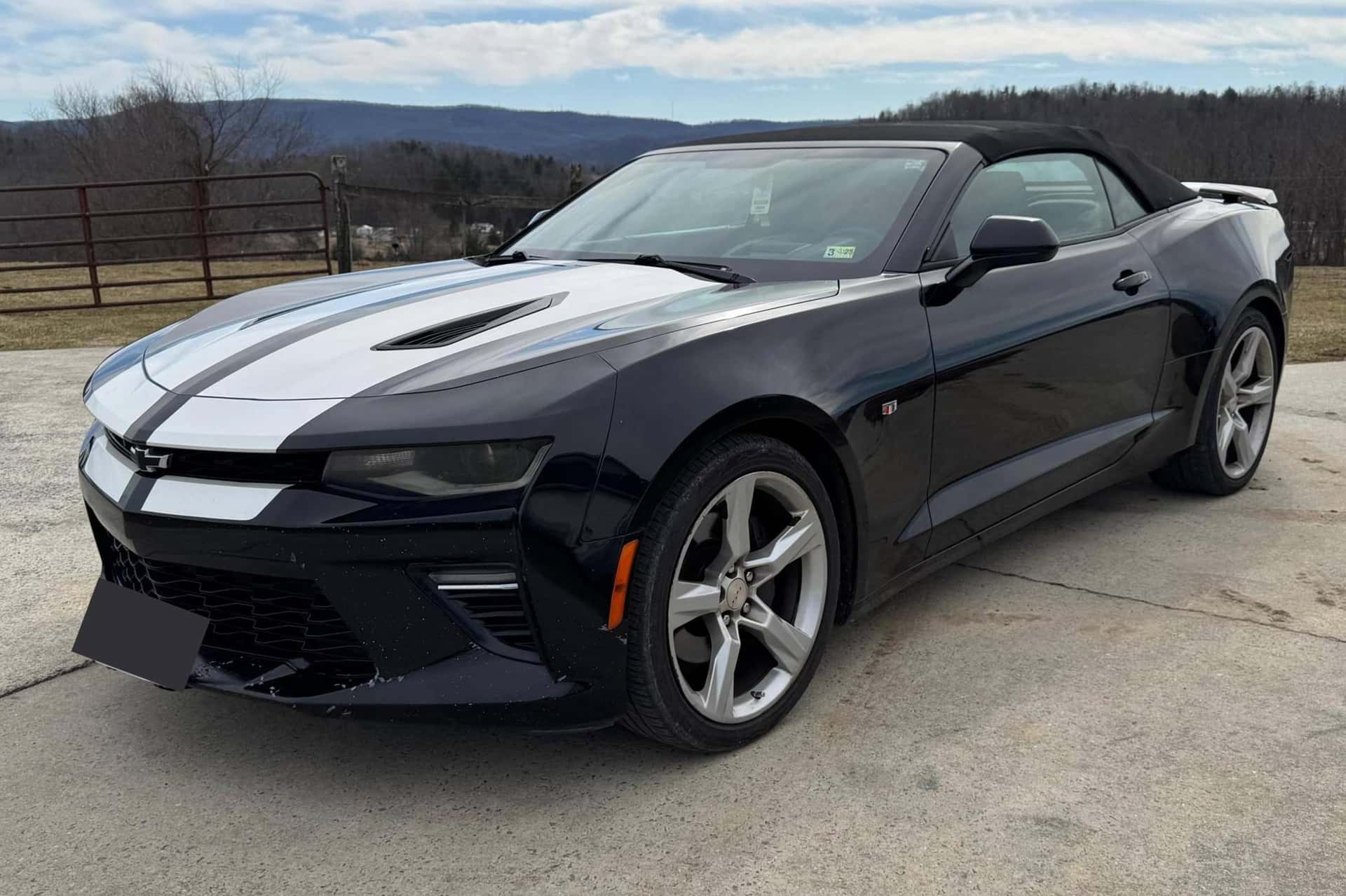 2016 Chevrolet Camaro sold for $11,900