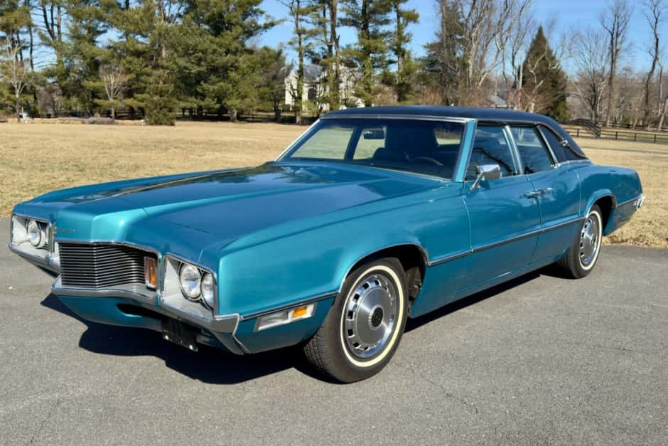1970 Ford Thunderbird (1967-1971) sold for $19,000