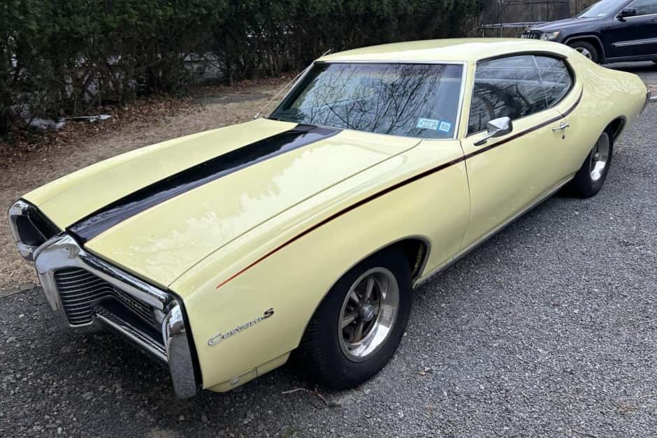 1969 Pontiac Tempest / LeMans sold for $14,758