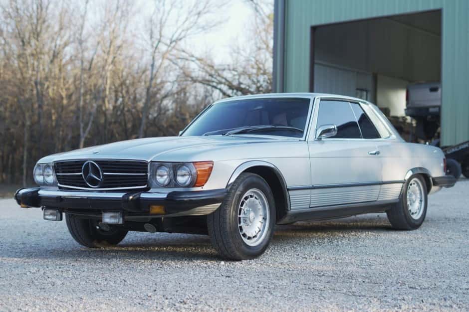 1975 Mercedes-Benz C107 SLC sold for $15,250