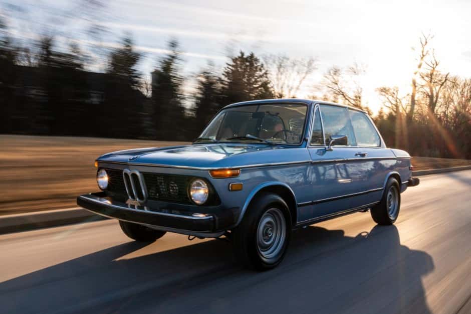 1974 BMW 2002tii sold for $33,550