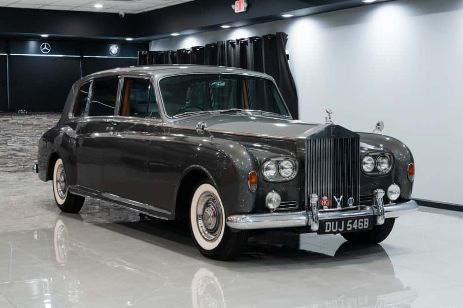 1964 Rolls-Royce Silver Cloud & Phantom V sold for $62,000