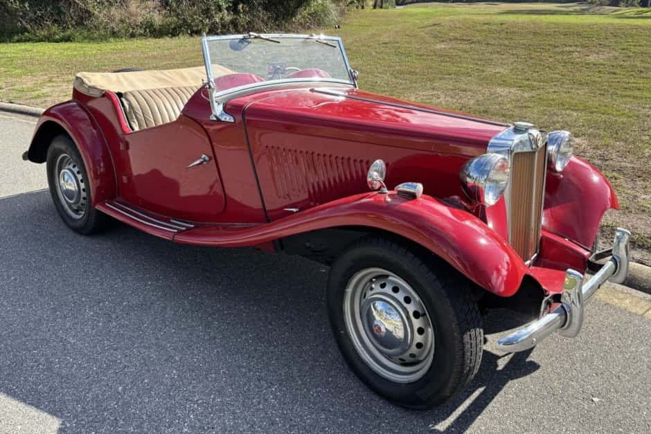 1953 MG TD sold for $15,500