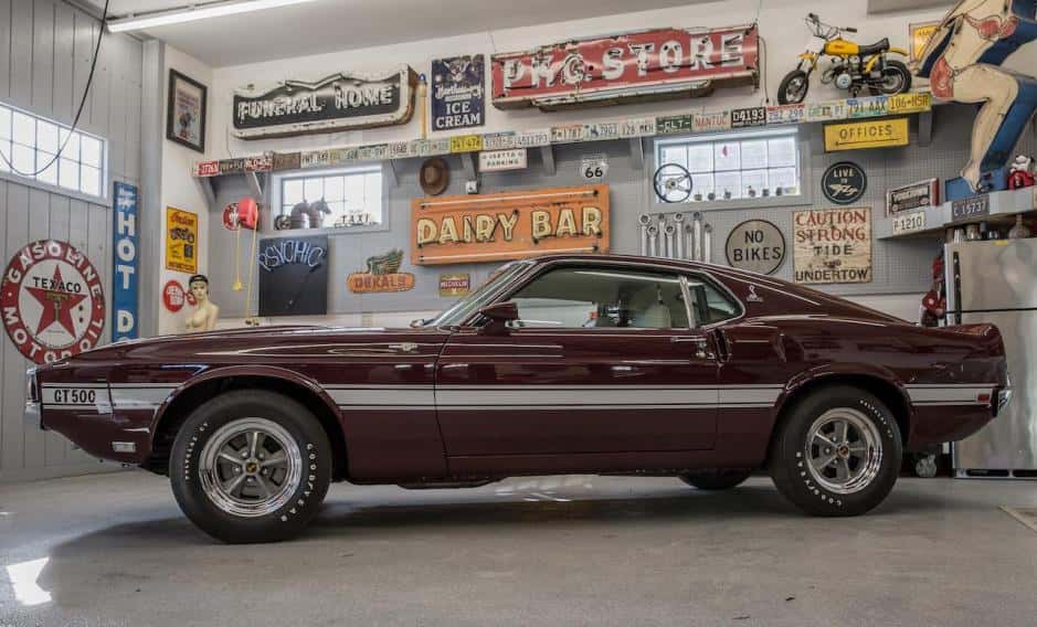 1969 Shelby Mustang GT350 & GT500 sold for $125,000