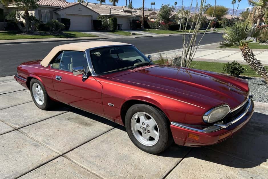1994 Jaguar XJS sold for $15,500