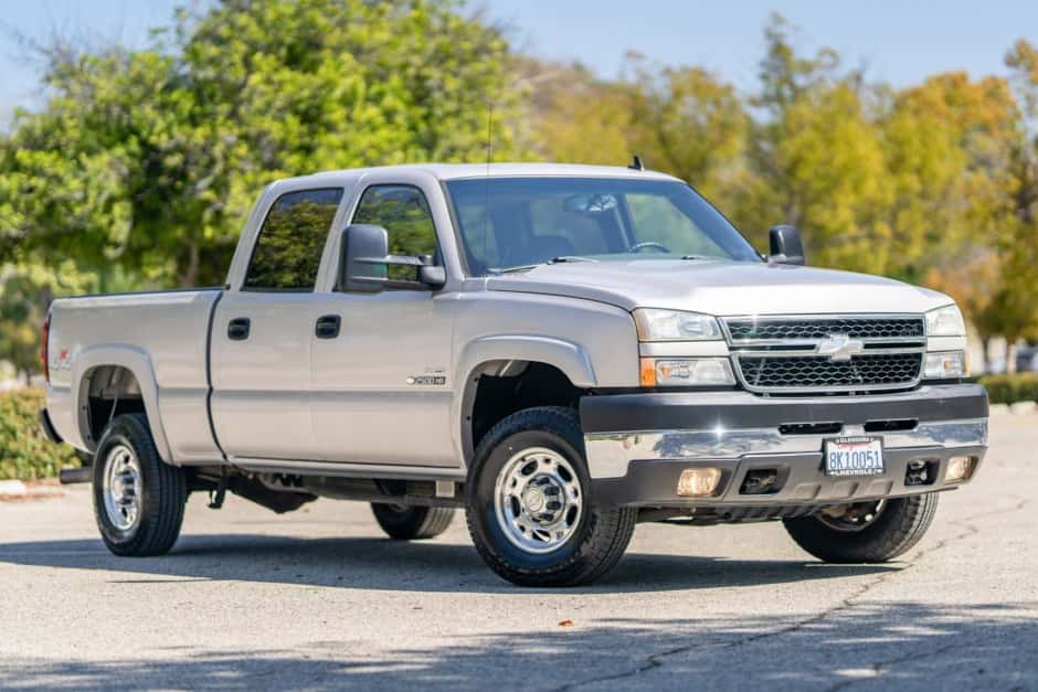 2007 Chevrolet Silverado GMT800 Heavy Duty (2000-2007) sold for $36,500