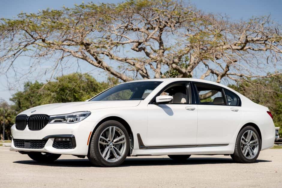 2017 BMW G11/G12 7-Series sold for $30,000