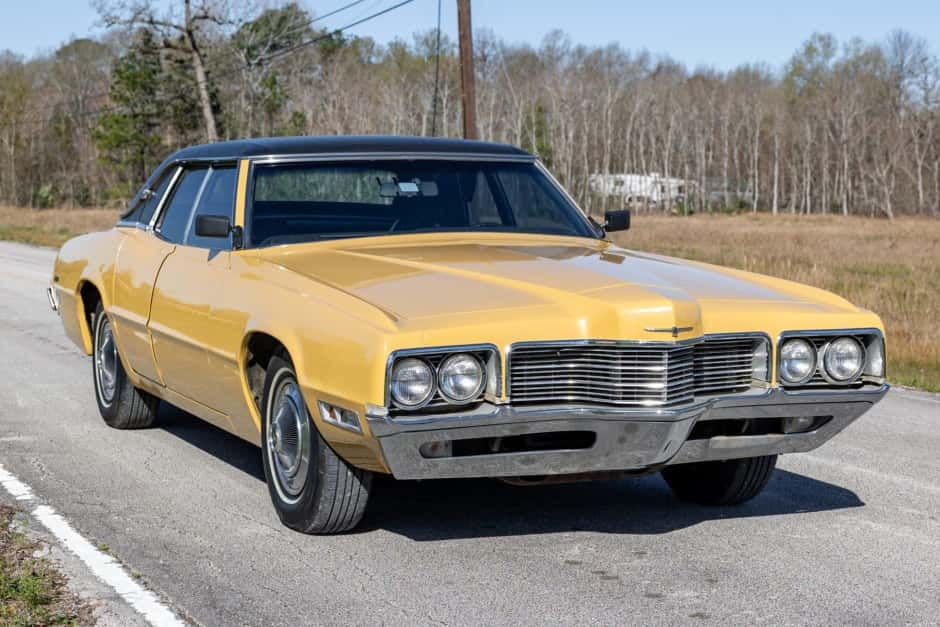 1971 Ford Thunderbird (1967-1971) sold for $7,000