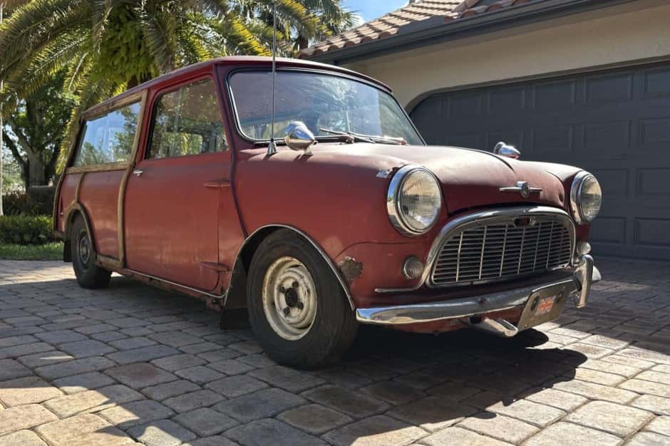 1962 Mini Mk I & Mk II sold for $3,150