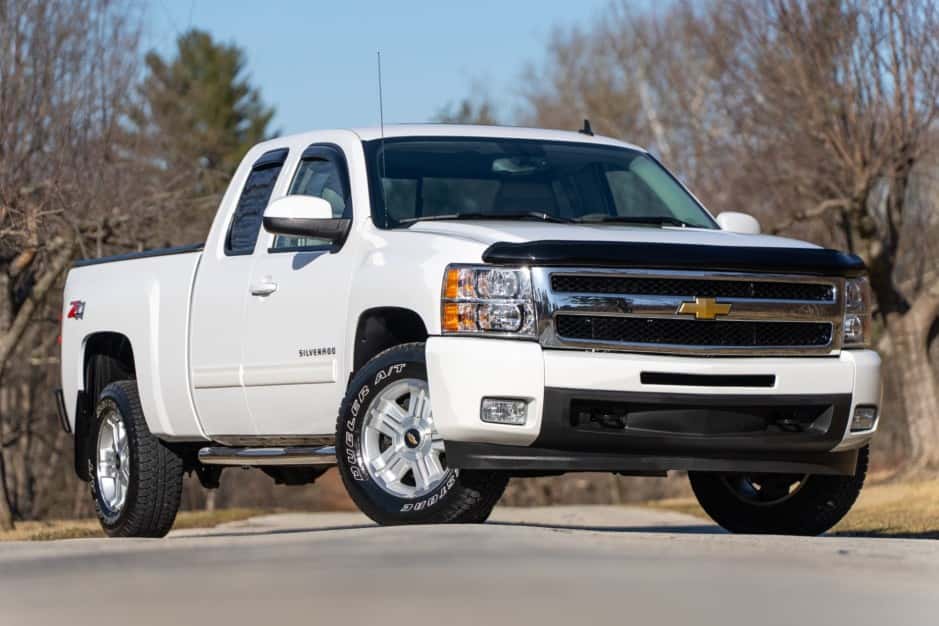 2010 Chevrolet Silverado GMT900 (2007-2013) sold for $29,500