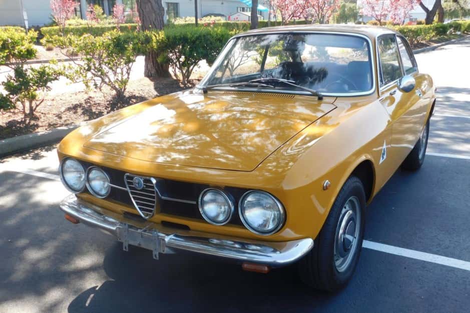 1969 Alfa Romeo 105/115 Series Coupe sold for $44,000