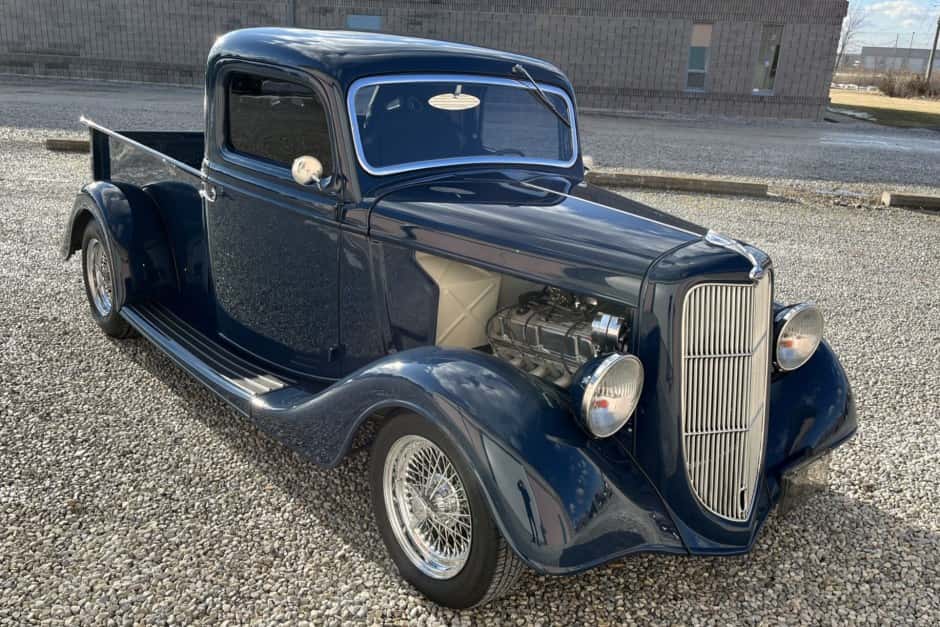 0 Ford Pickup 1935-1936 sold for $30,000