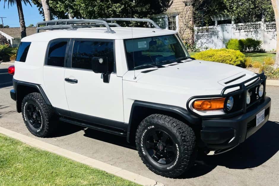 2008 Toyota FJ Cruiser sold for $22,750