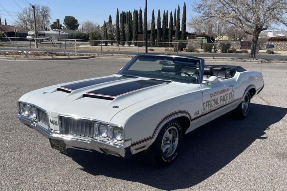 1970 Oldsmobile 442 sold for $60,000