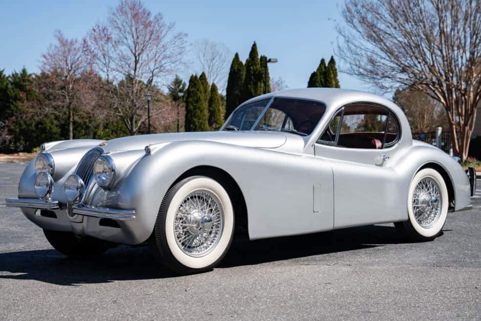 1952 Jaguar XK120 sold for $57,000