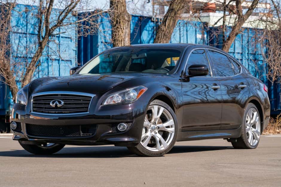 2011 Infiniti  sold for $17,750