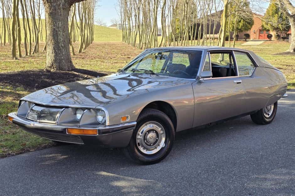1972 Citroen SM sold for $27,000